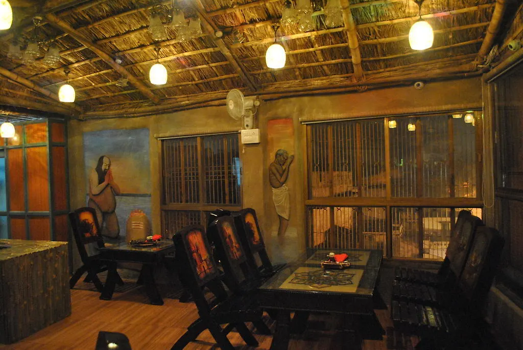 Shri Guest House Varanasi 2*,  India