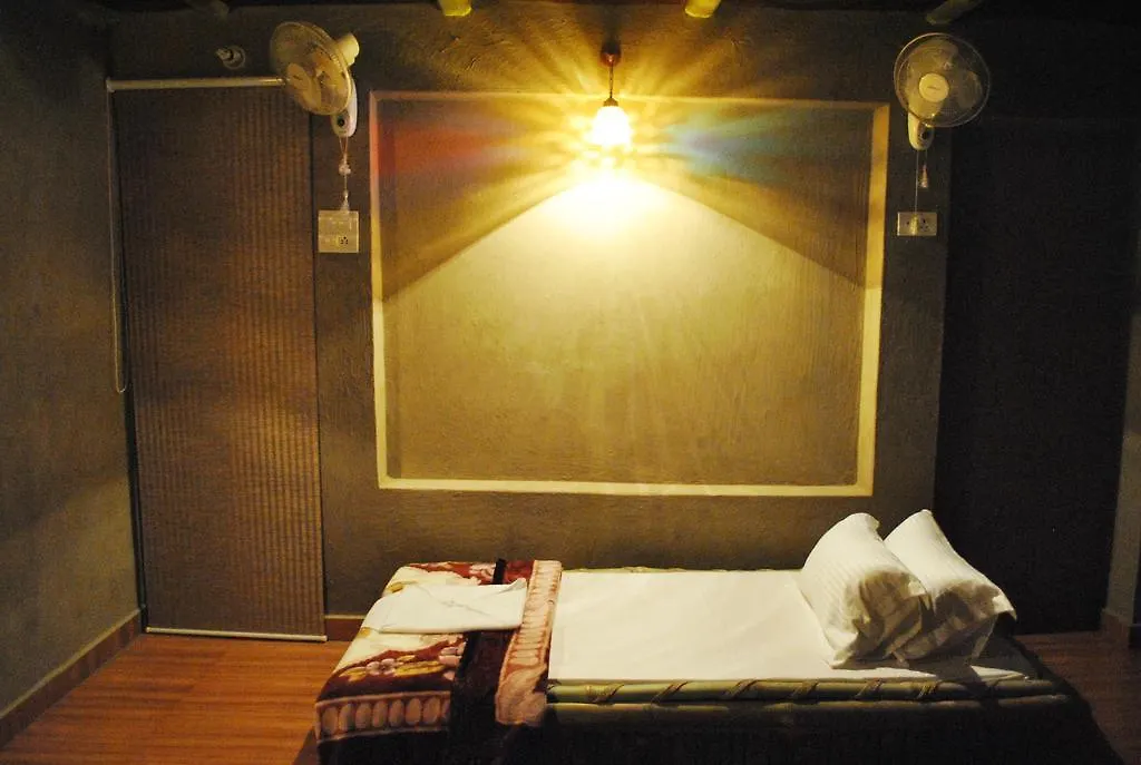 Shri Guest House Varanasi 2*,